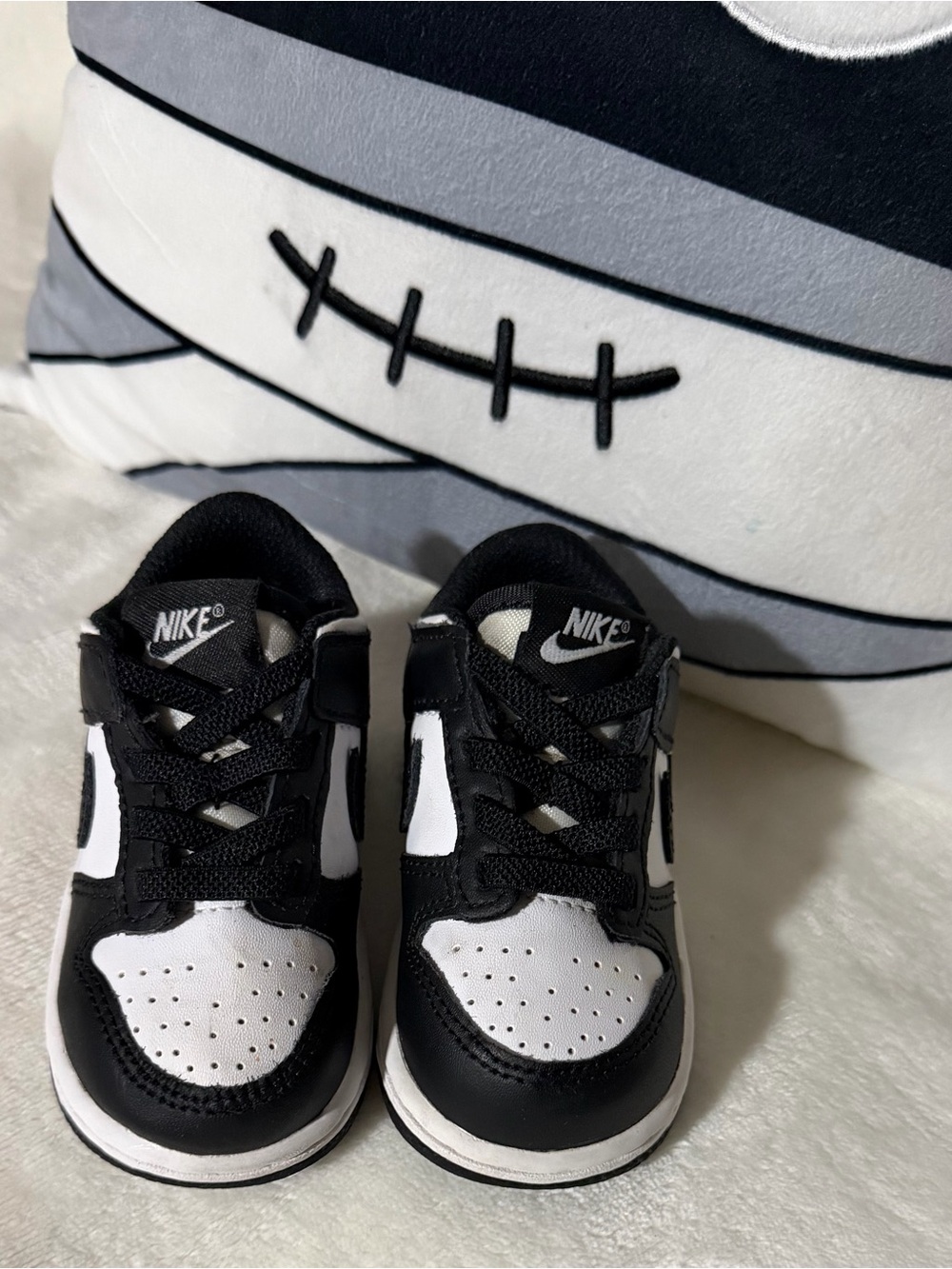 Nike Kids Black and White Low-Top Sneakers